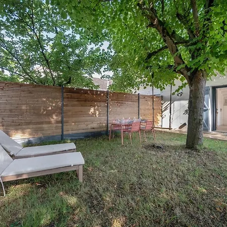 Maison Avec Jardin A Deux Pas De La Ferienhaus *